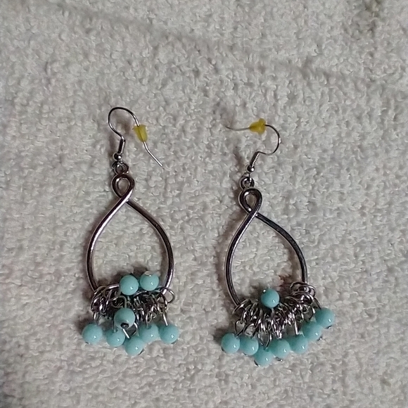 Blue silvertone dangle wire earrings - Picture 1 of 2